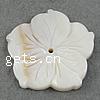 Pendentifs coquille sculptée, fleur, gravé Vendu par PC