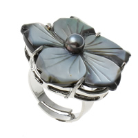 Bague de doigt de coquille, laiton, avec coquille noire, fleur, Placage de couleur platine, réglable, protéger l'environnement, sans nickel, plomb et cadmium Vendu par PC