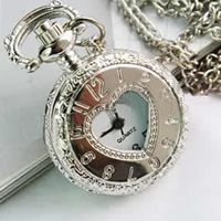 Collar De Reloj, aleación de zinc, con Vidrio, Redondo aplanado, chapado en color de platina, con patrón de corazón & giro oval & con patrón de flores, 25mm, longitud:aproximado 31 Inch, Vendido por Sarta