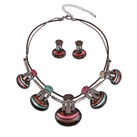 Parures de bijoux résine, alliage de zinc, boucle d'oreille & collier, avec Ciré de chanvre & résine, acier inoxydable puce boucle d'oreille, avec 8cm chaînes de rallonge, Placage de couleur noire de plumbum, émail, protéger l'environnement, sans nickel, plomb et cadmium, 55mm, 40-50mm Environ 16.5 pouce, Vendu par fixé