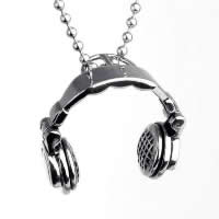 Pendentifs en titane, Acier titane, casque, pour homme & noircir Environ 3-5mm, Vendu par PC