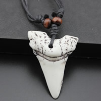 Résine de cire collier de corde, avec Ciré de coton & bois, ox imitation OS Environ 17.5 pouce, Vendu par brin