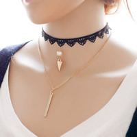 Collier gothique en dentelle, fer, avec Plastique ABS perle & lacet, avec 5cm chaînes de rallonge, rectangle, Placage de couleur d'or, chaîne de torsion ovale & 2 fils, sans plomb et cadmium, 330mm Environ 13 pouce, Vendu par brin