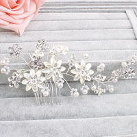 Décoratif Peigne nuptiale de cheveux, alliage de zinc, avec Plastique ABS perle, fleur, Placage de couleur platine, fait à la main & pour mariée & avec strass, sans plomb et cadmium Vendu par PC