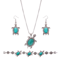 ensemble de bijoux en alliage Zinc à turquoise, alliage de zinc, Bracelet & boucle d'oreille & collier, avec chaîne de fer & turquoise synthétique, fer boucle d'oreille crochet, tortue, Plaqué de couleur d'argent, chaîne en lanterne & avec strass, sans plomb et cadmium  Environ 11.5 pouce, Environ  8 pouce, Vendu par fixé