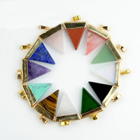 Pendentifs pierres gemmes mixtes , pierre gemme, avec laiton caution, triangle, Placage de couleur d'or, styles différents pour le choix Environ 2-3mm, Vendu par PC