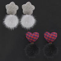 Boucles d'oreilles Pom Pom Duveteux, cupronickel, avec Peluche & tissu, argent pur puce boucle d'oreille, Placage de couleur d'or, styles différents pour le choix & pour femme Vendu par paire