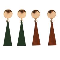 Boucle d'oreille en bois, alliage de zinc, avec bois, acier inoxydable puce boucle d'oreille, triangle, Placage de couleur d'or, pour femme, plus de couleurs à choisir, sans plomb et cadmium Vendu par paire