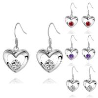 Boucles d'oreilles en laiton zircon cubique, coeur, Plaqué d'argent, pour femme & avec zircone cubique, plus de couleurs à choisir, sans plomb et cadmium Vendu par paire