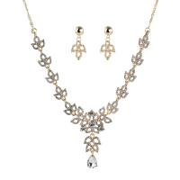 Rhinestone en alliage de zinc bijoux , boucle d'oreille & collier, avec chaîne de fer, acier inoxydable puce boucle d'oreille, avec 5cm chaînes de rallonge, Placage de couleur d'or, chaîne de Valentino & pour femme & avec strass, sans plomb et cadmium, 31mm Environ 19.5 pouce, Vendu par fixé