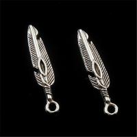 Colgantes de pluma de aleación de cinc, aleación de zinc, chapado en color de plata antigua, libre de plomo & cadmio, 5x25mm, agujero:aproximado 1mm, 10PCs/Bolsa, Vendido por Bolsa