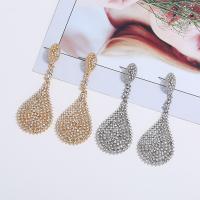 Boucle d'oreille de zinc alliage strass goutte, alliage de zinc, acier inoxydable puce boucle d'oreille, Placage, pour femme & avec strass, plus de couleurs à choisir, sans plomb et cadmium Vendu par paire