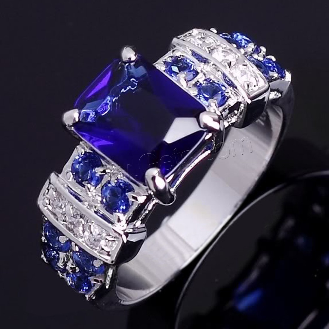 laiton bague, avec verre, Placage de couleur argentée, normes différentes pour le choix & pour femme & avec zircone cubique & facettes, plus de couleurs à choisir, Vendu par PC