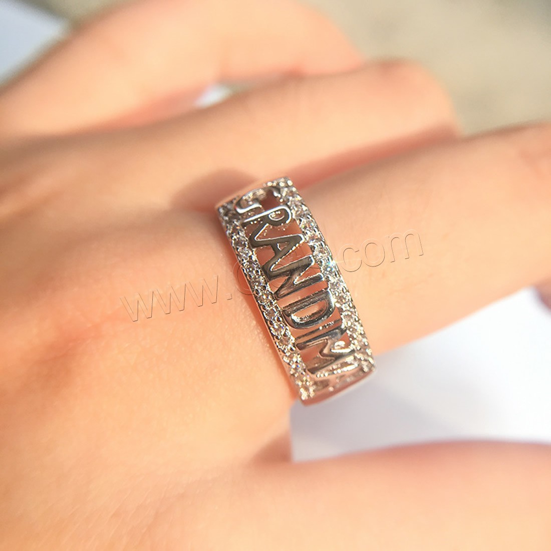 Befestigter Zirkonia Messingring Fingerring, Messing, plattiert, verschiedene Größen vorhanden & mit Brief Muster & Micro pave Zirkonia & für Frau & hohl, keine, verkauft von PC