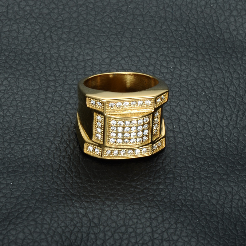 Acier titane bague, Placage de couleur d'or, normes différentes pour le choix & pour homme & avec strass, 18mm, Vendu par PC