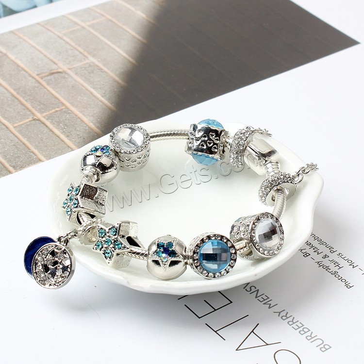 European Match Cristal Bracelets, alliage de zinc, avec Oeil de chat, Placage de couleur argentée, longueur différente pour le choix & chaîne serpent & pour femme & avec strass, Vendu par brin