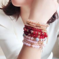 Pulseras de cristal de aleación de zinc, con Cristal & Acrílico, chapado en color dorado, para mujer, más colores para la opción, 30mm, longitud:aproximado 7 Inch, 4Strandsfilamento/Grupo, Vendido por Grupo