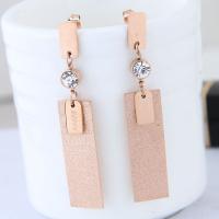 Boucles d'oreilles en acier titane, Plaqué de couleur d'or rose, pour femme & avec strass Vendu par paire