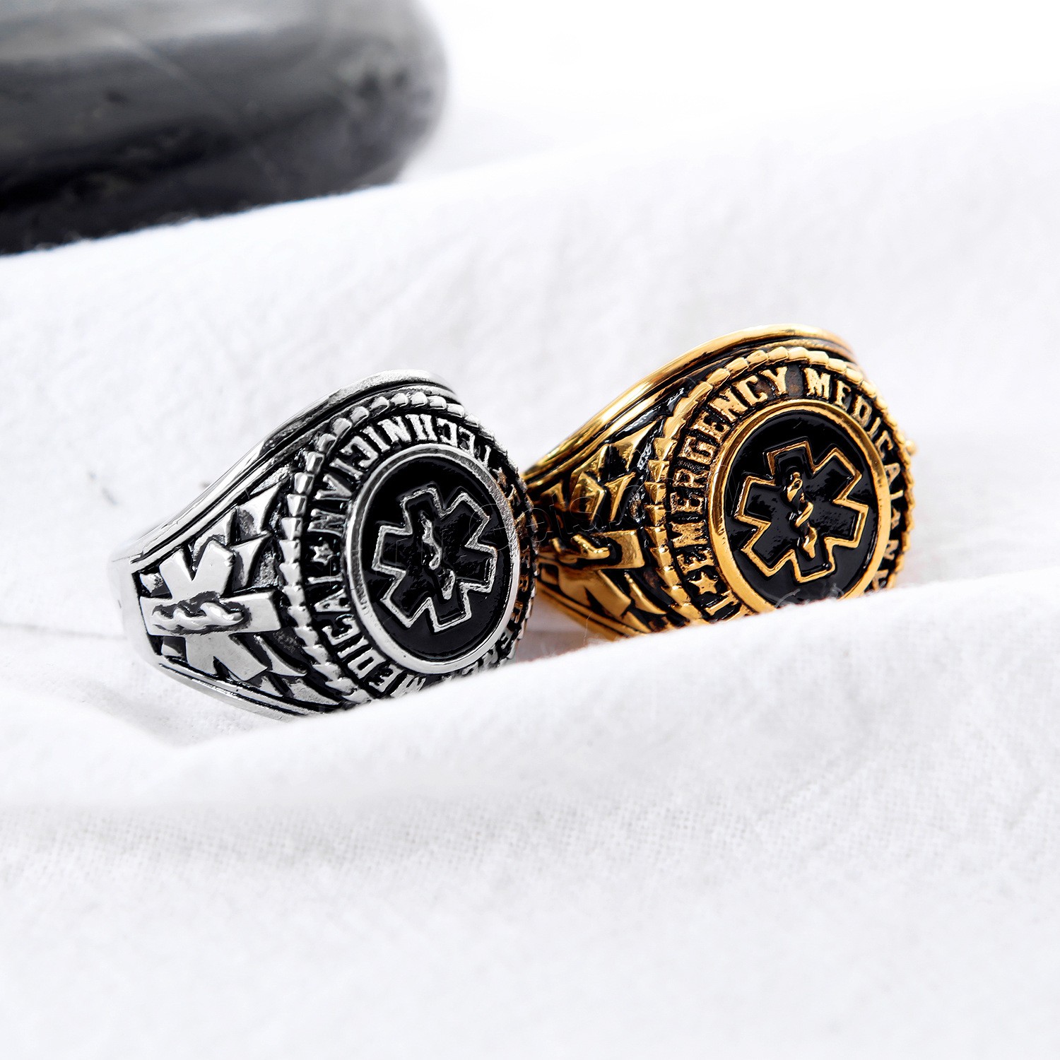 Acier titane bague, Placage, normes différentes pour le choix & pour homme & émail, plus de couleurs à choisir, 21.5mm, Vendu par PC