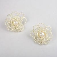 perle de plastique boucle d oreille dormeuse, avec alliage de zinc, fleur, Placage de couleur argentée, pour femme Vendu par paire