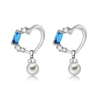 Boucles d'oreilles en laiton zircon cubique, avec Plastique ABS perle, Placage de couleur argentée, pour femme & avec zircone cubique Vendu par paire