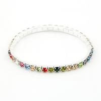 Zinc bracelets en strass en alliage , alliage de zinc, Placage de couleur argentée, pour femme & avec strass, plus de couleurs à choisir Environ 6.4 pouce, Vendu par brin