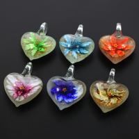 Pendentifs Murano fleur intérieur, chalumeau, coeur, sable d'or & fleur intérieure, couleurs mélangées Environ 7mm îte, Vendu par boîte