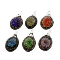 Pendentifs Murano fleur intérieur, chalumeau, ovale plat, sable d'or & fleur intérieure, couleurs mélangées Environ 8mm îte, Vendu par boîte