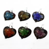 Pendentifs Murano fleur intérieur, chalumeau, coeur, sable d'or & fleur intérieure, couleurs mélangées Environ 7mm îte, Vendu par boîte