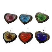 Pendentifs Murano fleur intérieur, chalumeau, coeur, sable d'or & fleur intérieure, couleurs mélangées Environ 7mm îte, Vendu par boîte