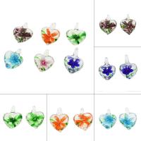 Pendentifs Murano fleur intérieur, chalumeau, coeur, fleur intérieure, couleurs mélangées Environ 3mm, Environ îte, Vendu par boîte