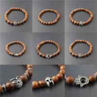 Holz Armbänder, mit Zinklegierung, silberfarben plattiert, unisex & verschiedene Stile für Wahl, braun, 8mm, Länge:7.5 ZollInch, verkauft von Strang