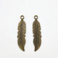 Colgantes de pluma de aleación de cinc, aleación de zinc, chapado en color bronce antiguo, 45x11x1.5mm, agujero:aproximado 2mm, 100PCs/Bolsa, Vendido por Bolsa