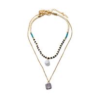 Collier en alliage de zinc, avec Seedbead & perle de plastique, Placage, Double couche & bijoux de mode & pour femme Environ 13.7 pouce, Vendu par brin