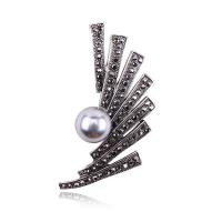 Rhinestone Zinc Alloy Brooch, with Plastic Pearl, gun black plated, for woman & with rhinestone 31*65mm 