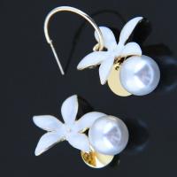 Zinc Alloy Asymmetric Earrings, with Plastic Pearl & enamel, gold color plated, for woman, white, 42*23mm ,32*23mm 