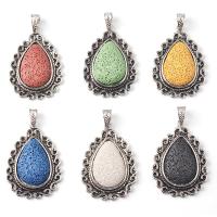 Pendentifs de lave, Alliage de cuivre, avec lave volcanique, Placage de couleur platine, pour femme, plus de couleurs à choisir, 55*35mm, Vendu par PC