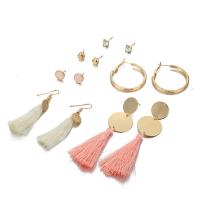 alliage de zinc Boucles d'oreilles, Boucle d’oreille stud & boucle d'oreille, avec Fil de coton, Placage de couleur d'or, 6 pièces & pour femme & avec strass é, Vendu par fixé