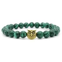 Bracelets de malachite, avec Perle en alliage de zinc & alliage de zinc, hibou, Placage de couleur d'or, unisexe, vert, 8mm Environ 7.5 pouce, Vendu par brin