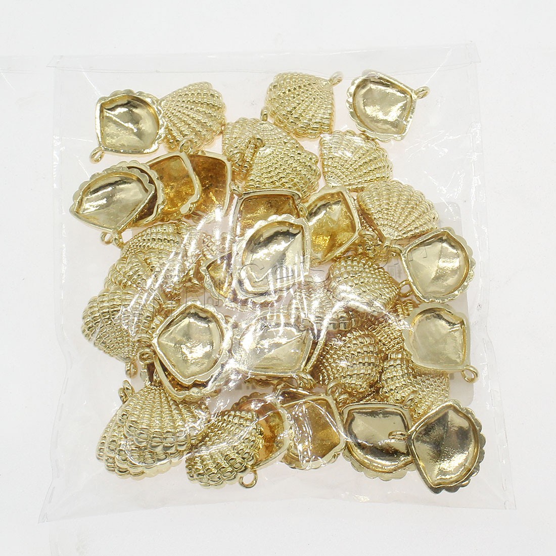 Brass Jewelry Pendants, Shell, plated, more colors for choice, 16x16mm, Hole:Approx 1mm, 50PCs/Bag, Sold By Bag