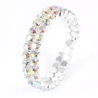 Pulseras de cristal de aleación de zinc, con Cristal, chapado, diferentes estilos para la opción & para mujer, más colores para la opción, longitud:6.1 Inch, Vendido por Sarta