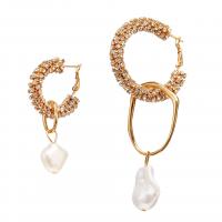 Zinc Alloy Asymmetric Earrings, with Plastic Pearl, for woman & with rhinestone, golden, 3.4cmX5.5cm,4.5cmX9.5cm 