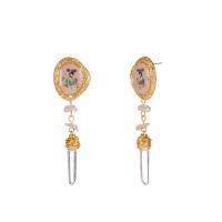 Boucle d'oreille en alliage de zinc en plastique perle, avec Pierre naturelle & Plastique ABS perle & coquille, Placage de couleur d'or, pour femme & émail, rose clair Vendu par paire