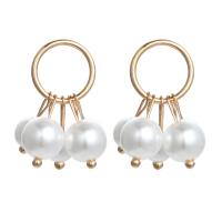 Boucle d'oreille en alliage de zinc en plastique perle, avec Plastique ABS perle, Placage de couleur d'or, Style coréen & pour femme, blanc Vendu par lot