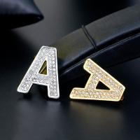 Broche de diamantes de imitación de la aleación de Zinc, Letra A, chapado, para mujer & con diamantes de imitación, más colores para la opción, 28*24mm, Vendido por UD