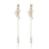 Boucle d'oreille en alliage de zinc en plastique perle, avec Plastique ABS perle & cristal, Placage de couleur d'or, Style coréen & pour femme, blanc, 88mm Vendu par lot