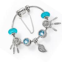 European Bracelets de laiton, avec chalumeau & alliage de zinc, Placage de couleur argentée, pour femme & avec strass, bleu Environ 7.49 pouce, Vendu par brin