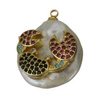 pendentif en laiton de perle d'eau douce cultivée, avec perle d'eau douce cultivée, Placage de couleur d'or, pavé de micro zircon Environ 1.5mm, Vendu par PC