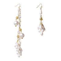 laiton Boucles d'oreilles asymétriques, avec perle de plastique, Style coréen & pour femme, doré Vendu par paire