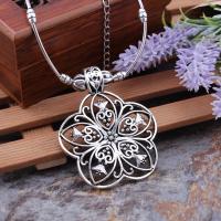 Zinc Alloy Necklace, Flower, plated, fashion jewelry & for woman & hollow, silver color, 50*50mm Inch 